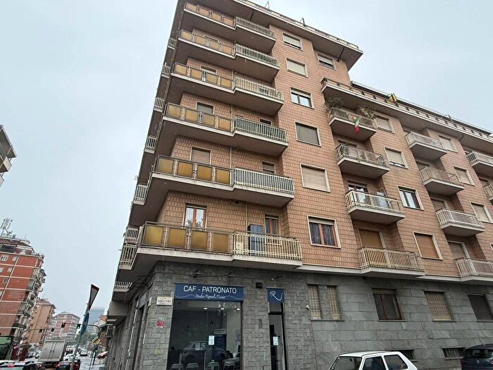 Appartamento bilocale in affitto in Via Guglielmo Reiss Romoli, Rebaudengo, Torino