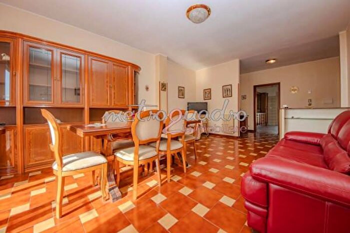 Appartamento con 6 locali in vendita in Itri