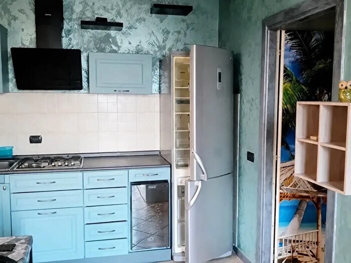 Appartamento bilocale in affitto in Via Pasubio, Milano