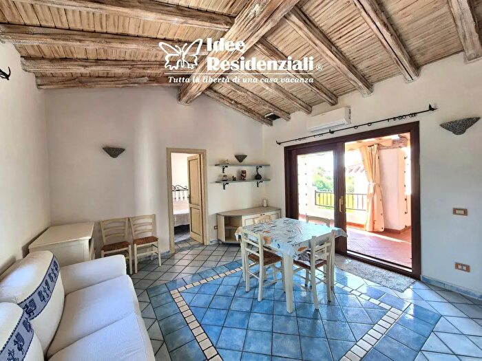 Casa trilocale in vendita in Via Mar Nero, Olbia