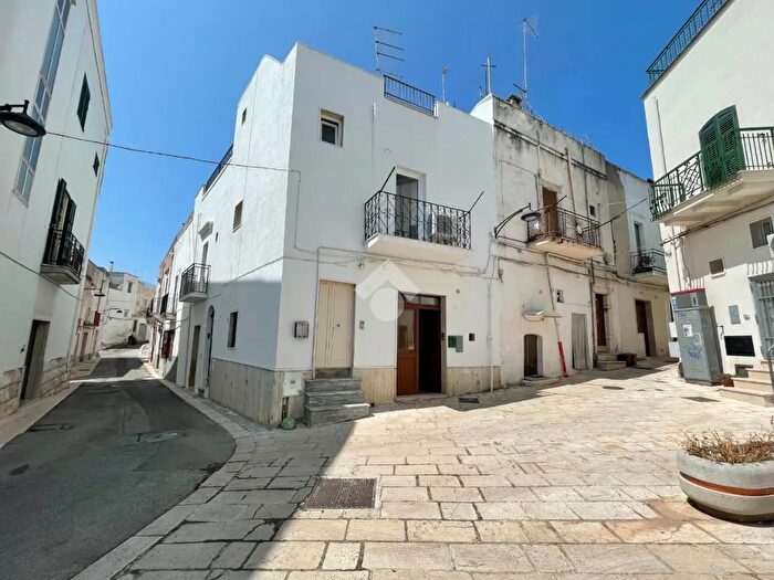 Casa trilocale in vendita in Via XX Settembre, Ceglie Messapica