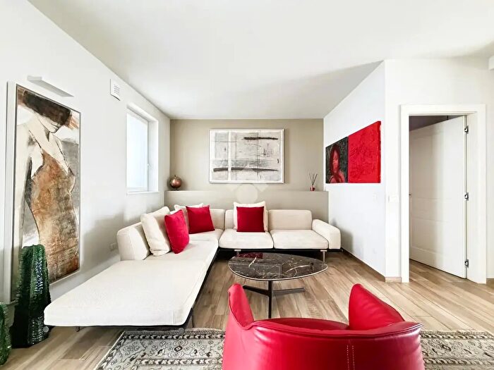 Appartamento quadrilocale in vendita in Via Luigi Cadorna, Crema