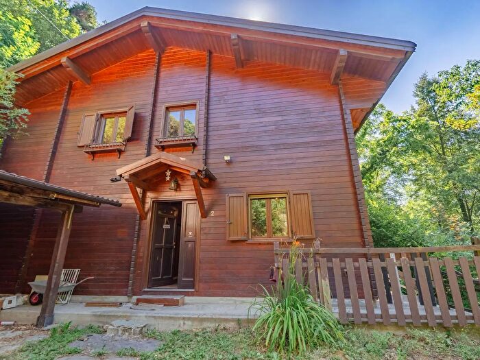 Casa quadrilocale in vendita in Borgata Odriva, Villar Perosa