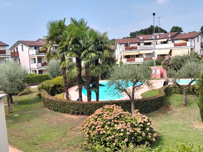 Appartamento bilocale in affitto in Via Armando Diaz, Centro, Brebbia