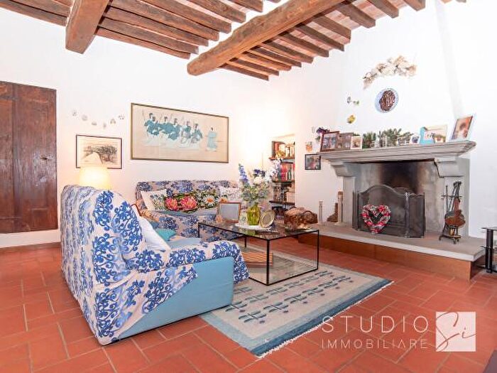 Casa con 6 locali in vendita in Via Leonardo da Vinci, Serravalle Pistoiese