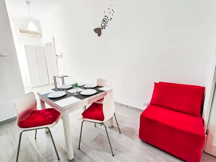 Appartamento monolocale in affitto in Via Padova, Milano