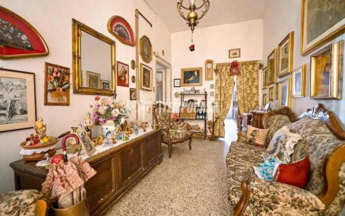 Appartamento trilocale in vendita in Via Postumia, Cremona