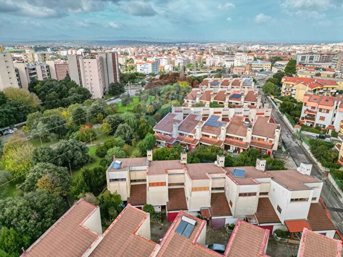 Casa con 8 locali in vendita in Via Rodolfo Morandi f, Sassari
