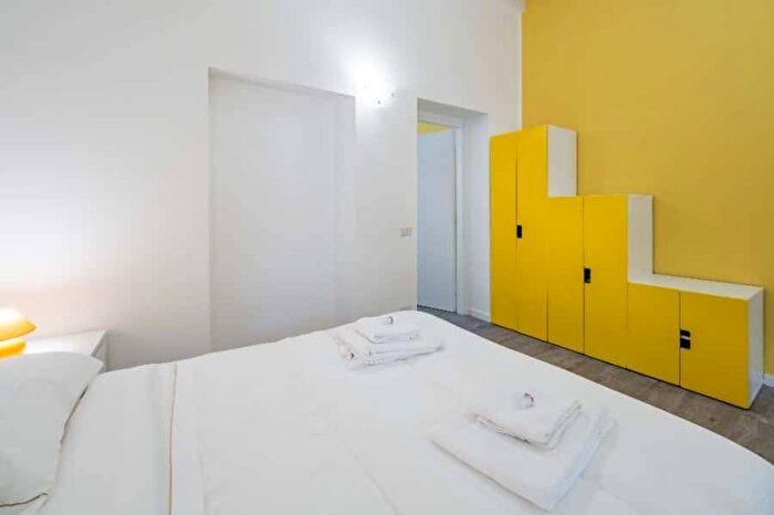 Appartamento bilocale in affitto in Via Giovanni Schiaparelli, Centrale, Milano