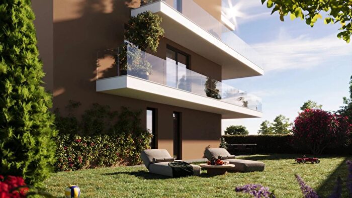 Case in Vendita e in Affitto - 2