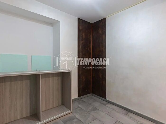 Appartamento bilocale in vendita in Via Vittorio Veneto, Molteno