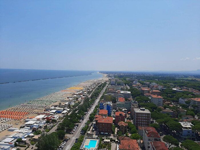 Appartamento quadrilocale in affitto in Piazza Andrea Costa, Cesenatico Levante, Cesenatico