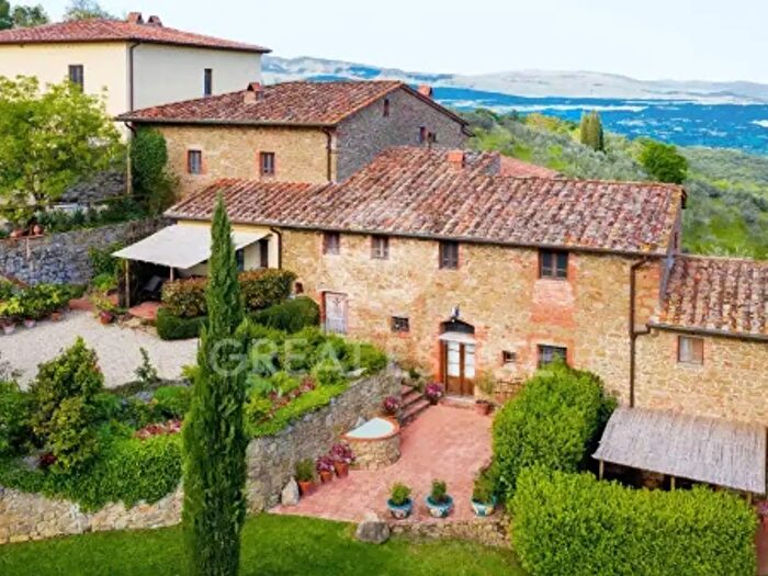 Casa con 6 locali in vendita in Strada Comunale di Montegonzi, Cavriglia