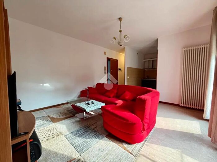 Appartamento trilocale in vendita in Via della Sega, Asolo