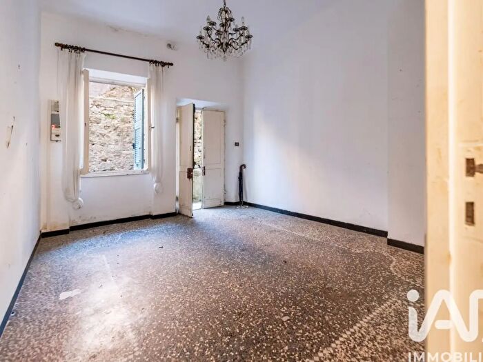 Appartamento con 5 locali in vendita in Via Perniciaro, Mele