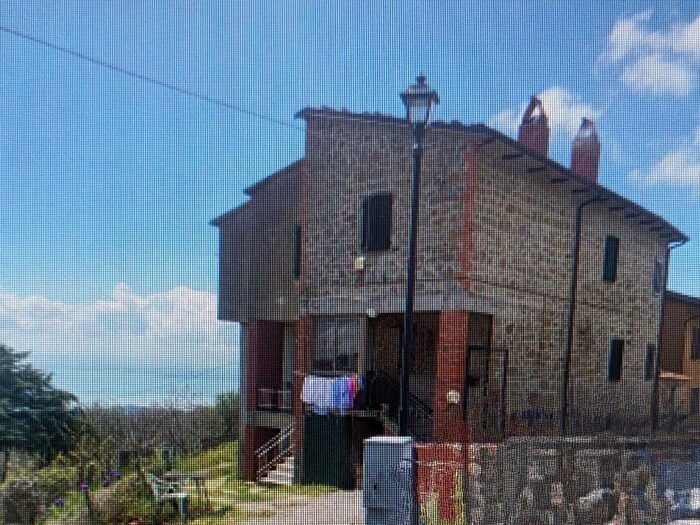 Appartamento con 6 locali in vendita in Via Gosparini, Gosparini, Lisciano Niccone