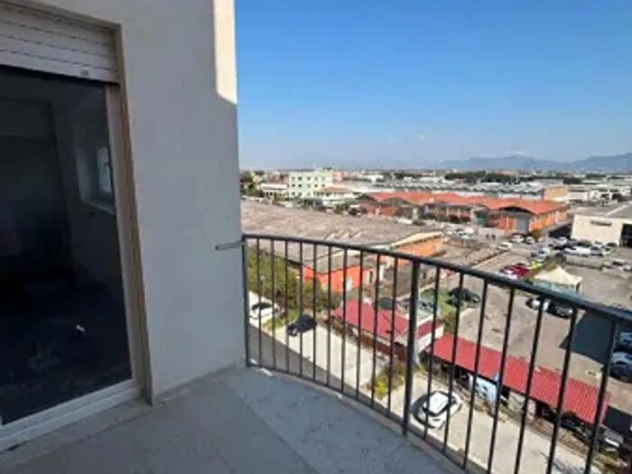 Appartamento quadrilocale in vendita in Via Stanislao Cannizzaro, Pisa