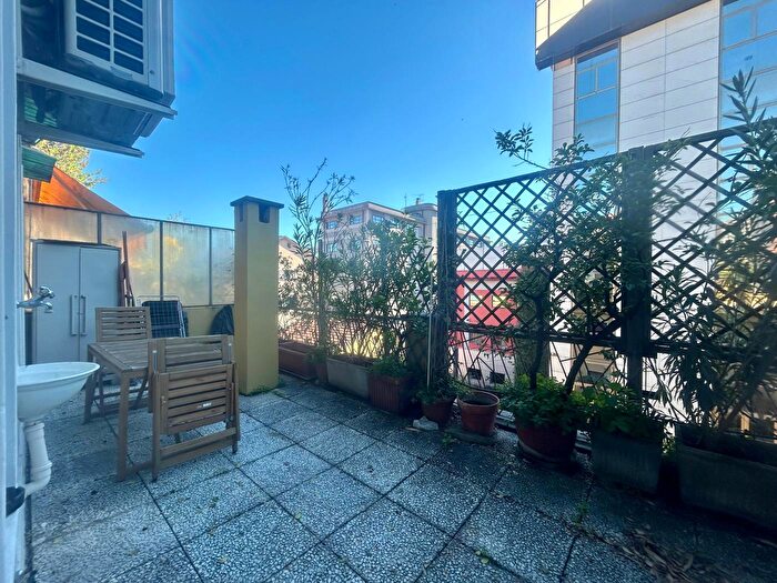 Appartamento bilocale in vendita in Via Cerano, Milano