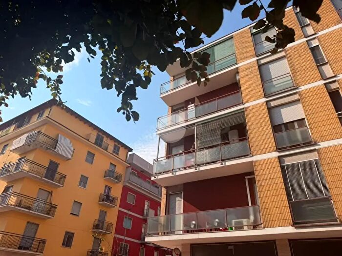 Appartamento bilocale in vendita in Via Tevere, Rozzano