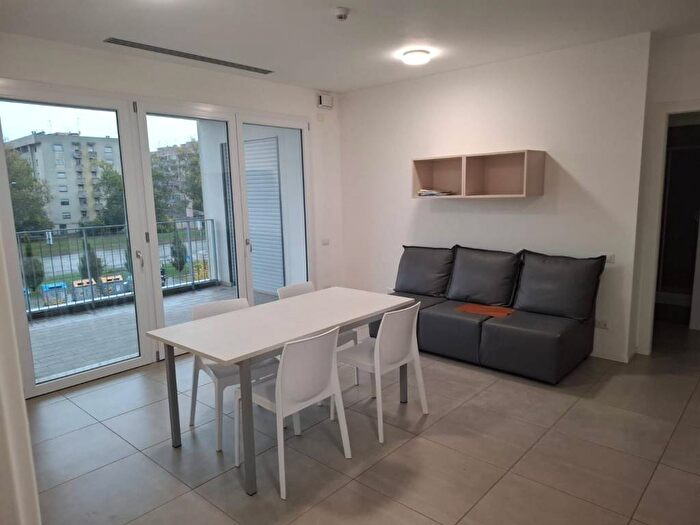 Appartamento trilocale in affitto in Via Alessandro Tassoni, Fiera Ferrara Sud, Ferrara