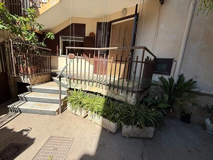 Casa bilocale in vendita in Piazza Giovanni Miele, Roccarainola