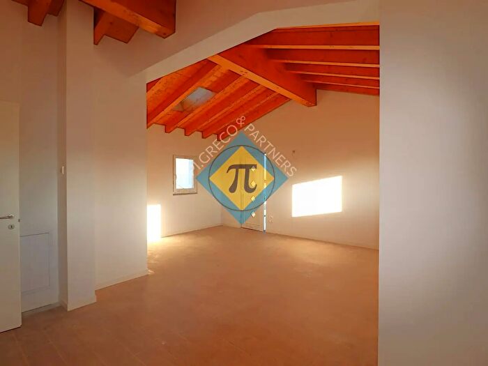 Appartamento trilocale in vendita in Via San Michele, Cordenons