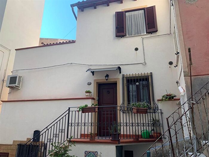 Appartamento trilocale in vendita in Corso Vittorio Emanuele, Sciacca