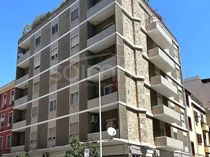 Appartamento trilocale in vendita in Via Giuseppe Verdi, Cagliari