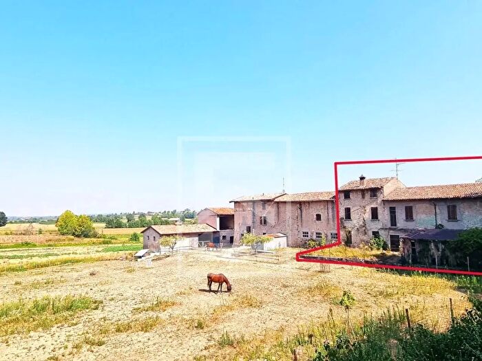 Casa con 5 locali in vendita in Strada Cervo, Cavriana