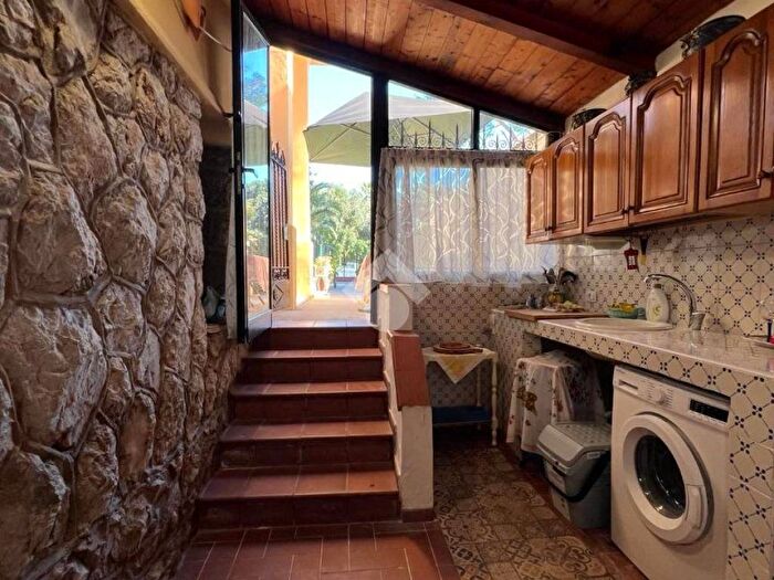 Appartamento bilocale in affitto in Via Nereo, Mondello Valdesi, Palermo