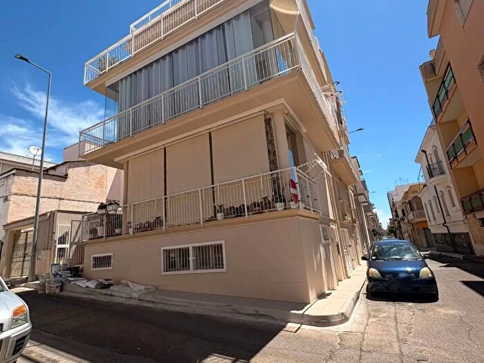 Appartamento trilocale in vendita in Via Mancini, Massafra
