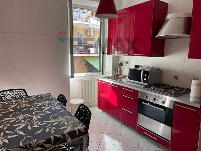 Appartamento con 5 locali in vendita in Via Entella, Chiavari