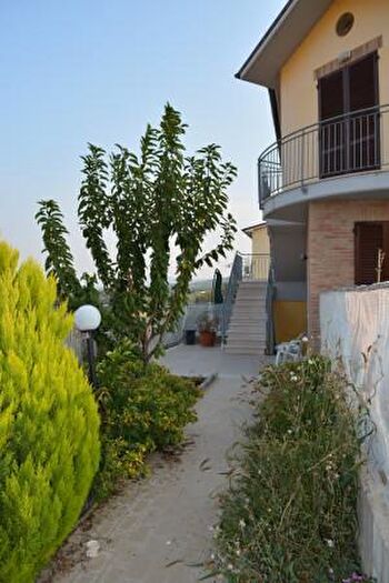 Appartamento trilocale in vendita in Contrada Stazione, Castelbellino