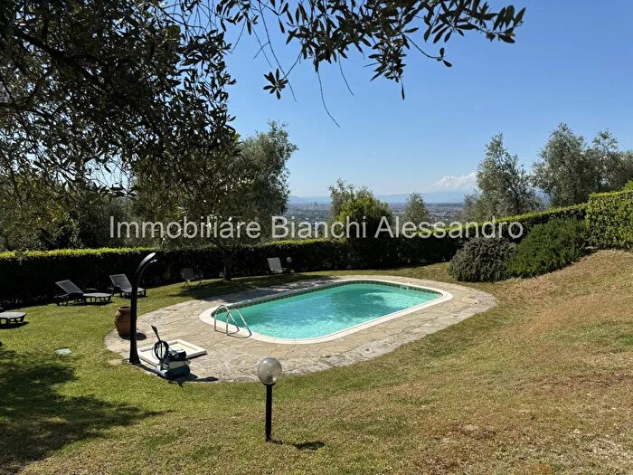 Casa con 11 locali in vendita in Via di Vernalese, Bagno A Ripoli