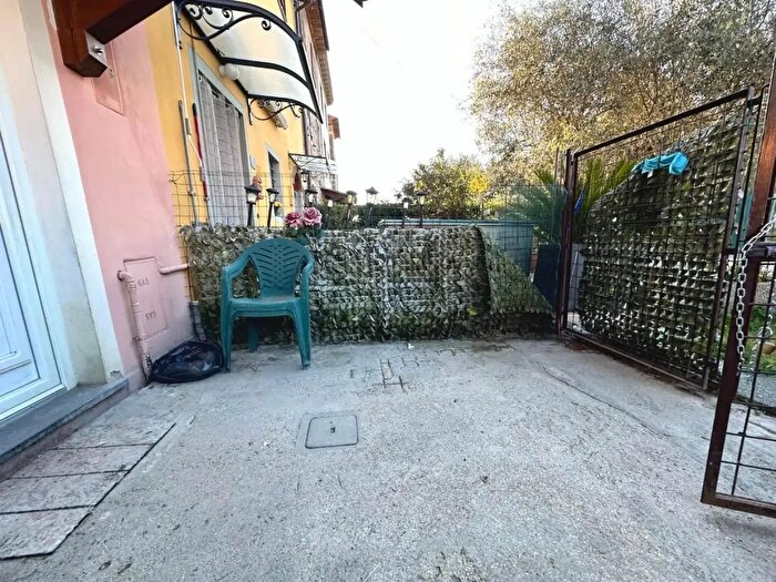 Casa con 5 locali in vendita in Capannori