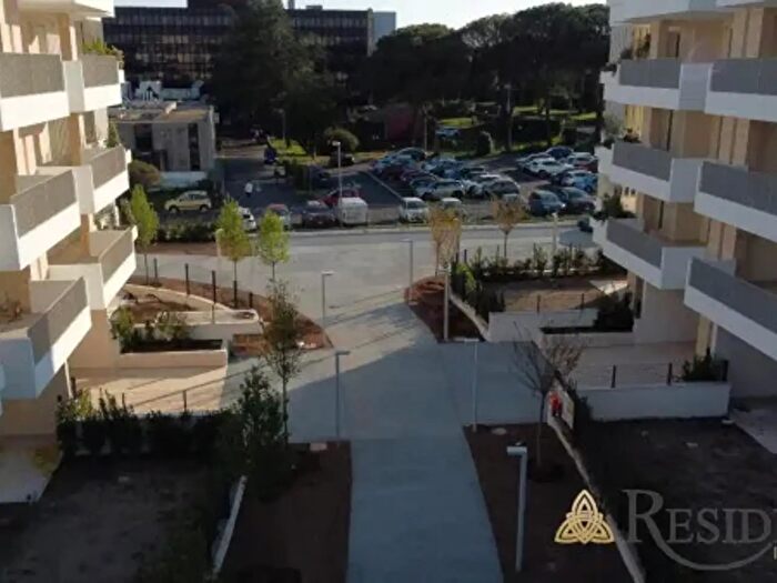 Appartamento trilocale in vendita in Via della Vignaccia, Roma