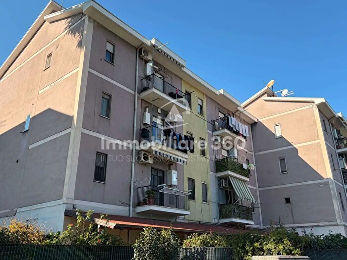 Appartamento trilocale in vendita in Via Popilia C, Cosenza