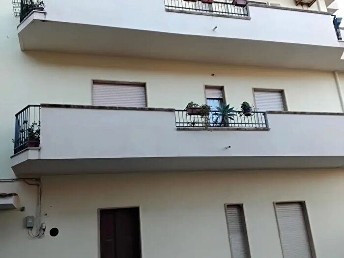 Appartamento trilocale in vendita in Via Casa Savoia, Reggio Calabria