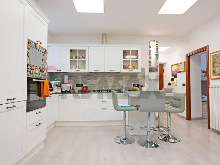 Appartamento quadrilocale in vendita in Corso Italia, Ronco Scrivia