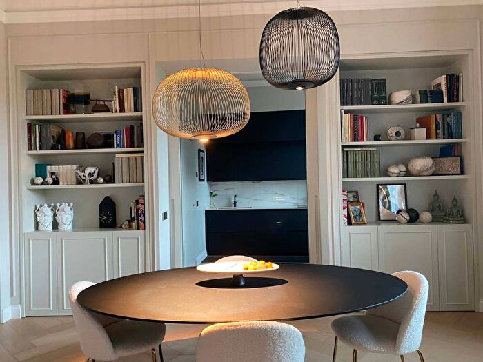 Appartamento bilocale in affitto in Piazzale Giulio Cesare, City Life, Milano