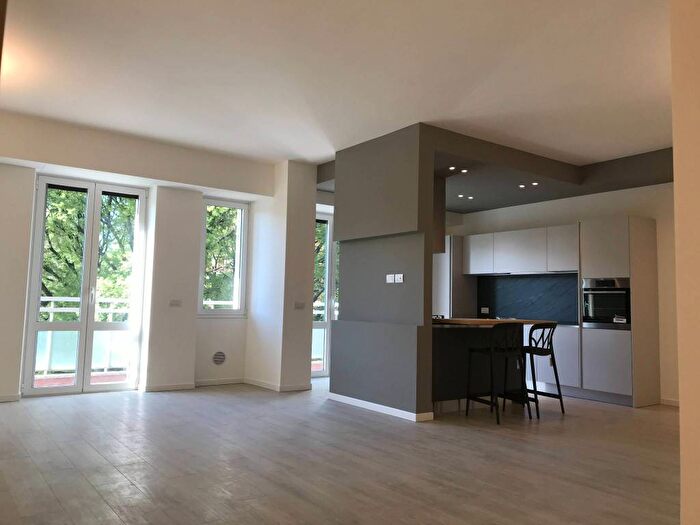 Appartamento trilocale in affitto in Via Laura Ciceri Visconti, Martini Insubria, Milano