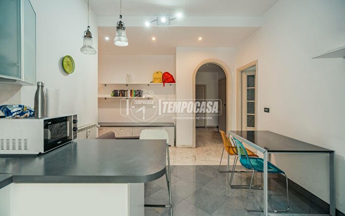 Appartamento quadrilocale in vendita in Corso Sardegna, Genova