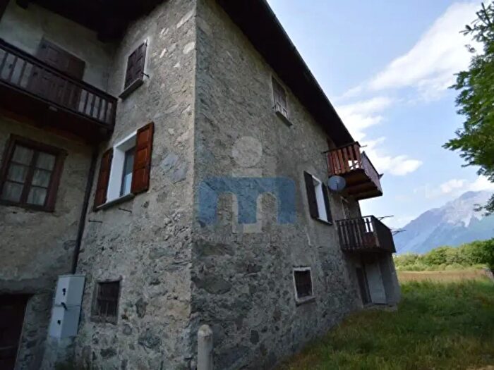 Appartamento bilocale in vendita in Via Breno, Valdisotto