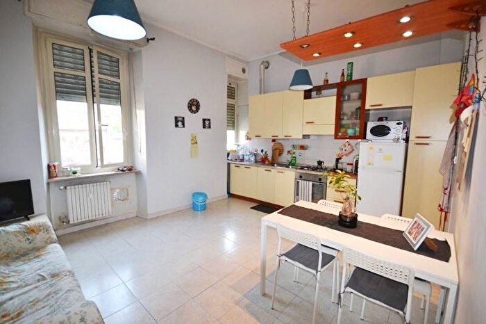 Appartamento trilocale in affitto in Pozzo Strada, Torino