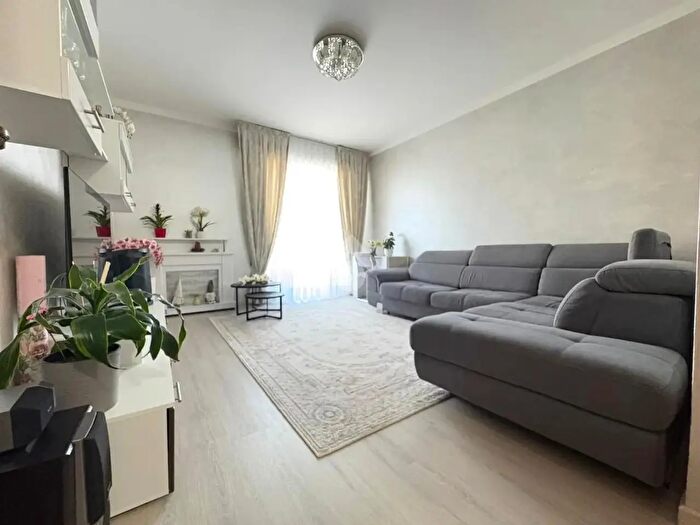 Appartamento quadrilocale in vendita in Via Pietro Bertolini, Treviso