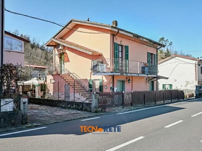 Casa con 5 locali in vendita in Via Aurelia Nord, Ricco Del Golfo Di Spezia
