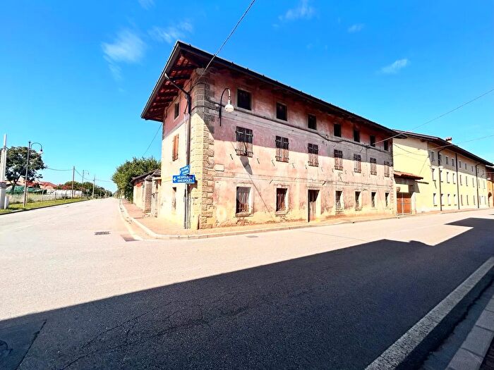 Casa con 5 locali in vendita in Via Montenero, Lestizza