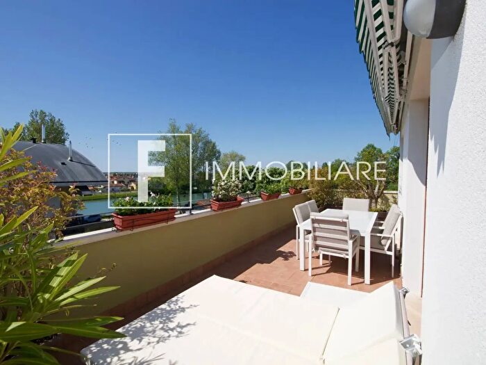 Appartamento trilocale in affitto in Via Antiche Mura, Jesolo