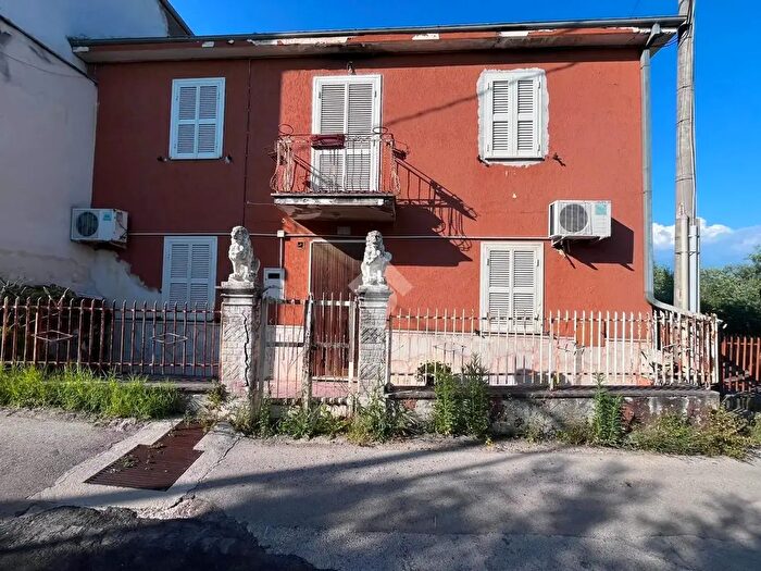 Casa bilocale in vendita in Via Quercia Pelosa, Monte San Giovanni Campano