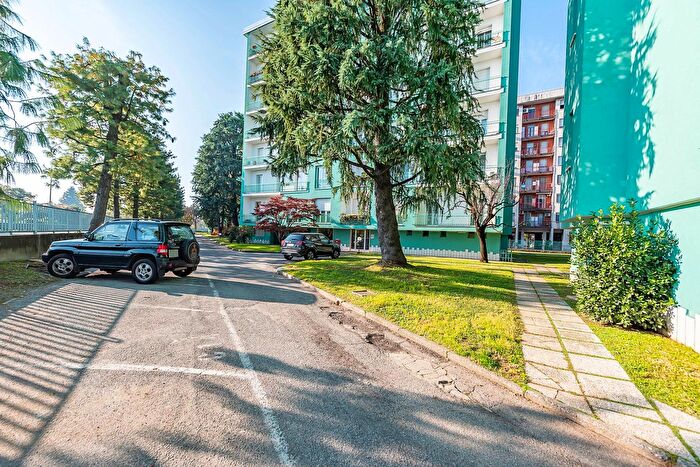 Appartamento bilocale in vendita in Lainate